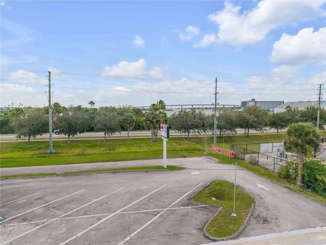 109 N CAUSEWAY, New Smyrna Beach, FL 32169