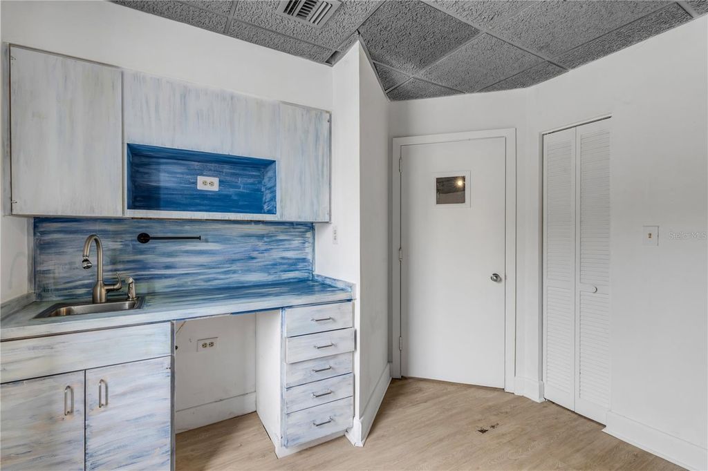 Image 44 of property listing at 109 N CAUSEWAY, New Smyrna Beach, FL 32169