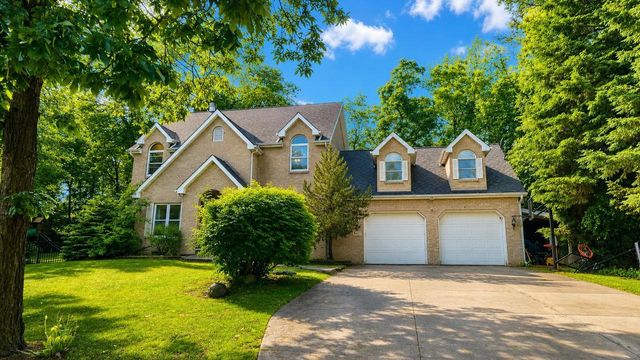 8411 RIDGEVIEW COURT, Larsen, WI 54947