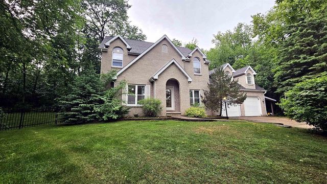 8411 RIDGEVIEW COURT, Larsen, WI 54947