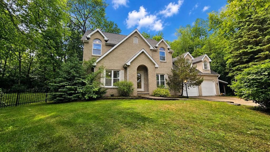 8411 RIDGEVIEW COURT, Larsen, WI 54947
