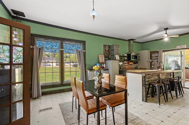 209 S Walnut St., Lake View, SC 29563
