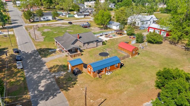 209 S Walnut St., Lake View, SC 29563