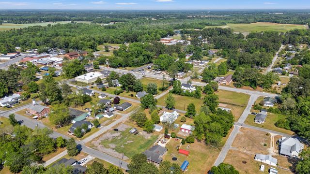 209 S Walnut St., Lake View, SC 29563