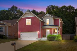 1389 Abby Lou Dr, Clarksville, TN 37040