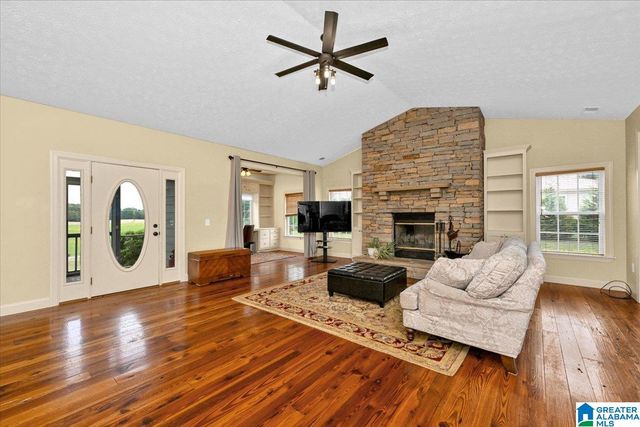 4608 COUNTY ROAD 522, Hanceville, AL 35077