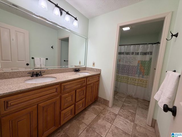 4608 COUNTY ROAD 522, Hanceville, AL 35077