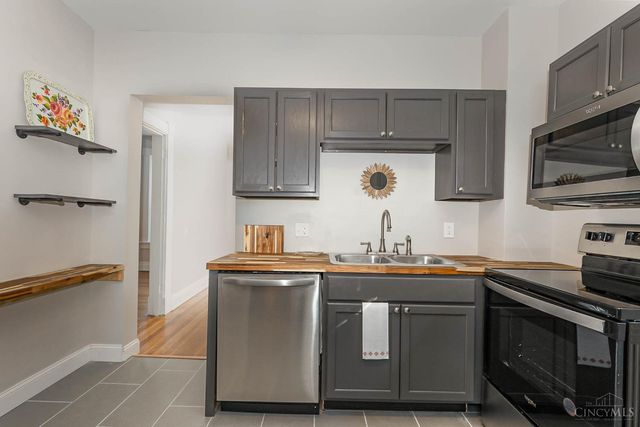 519 Maple Street, Elmwood Place, OH 45216