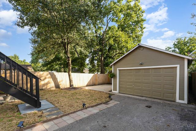 519 Maple Street, Elmwood Place, OH 45216