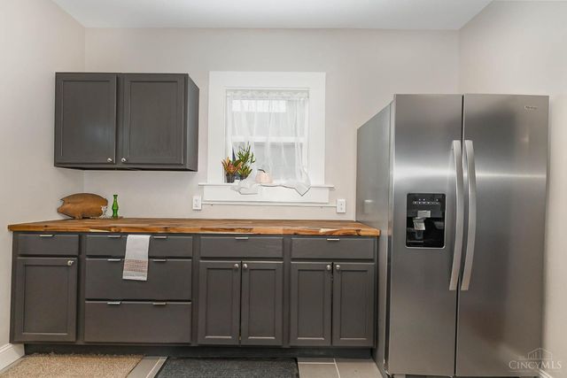 519 Maple Street, Elmwood Place, OH 45216