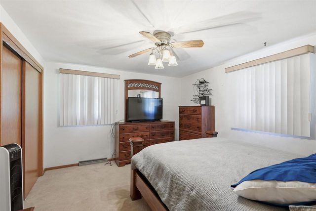 1530 GLEN ROAD, Green Bay, WI 54313