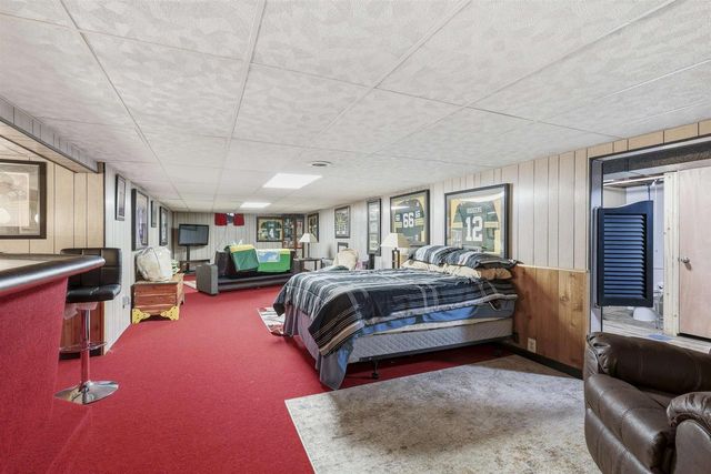 1530 GLEN ROAD, Green Bay, WI 54313