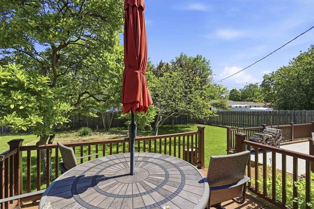 1530 GLEN ROAD, Green Bay, WI 54313