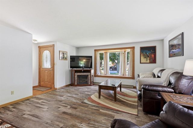 1530 GLEN ROAD, Green Bay, WI 54313