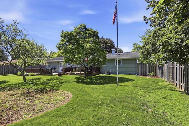 1530 GLEN ROAD, Green Bay, WI 54313