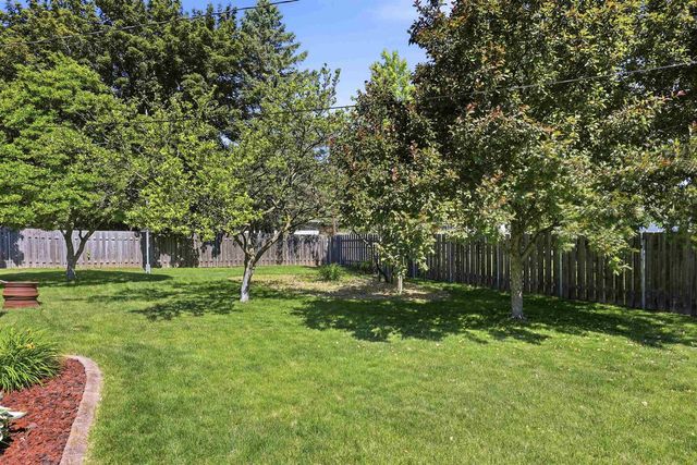 1530 GLEN ROAD, Green Bay, WI 54313