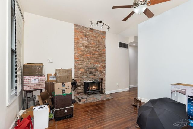 760 Straight Street, Cincinnati, OH 45214