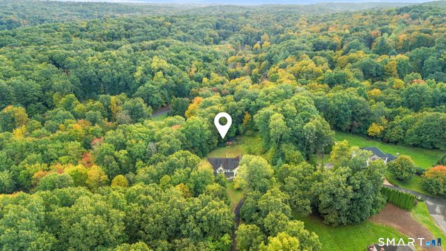 140 Elk Drive, Southbury, CT 06488