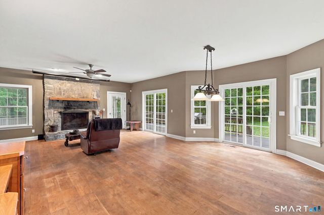 140 Elk Drive, Southbury, CT 06488