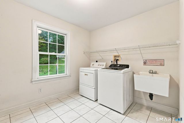 140 Elk Drive, Southbury, CT 06488