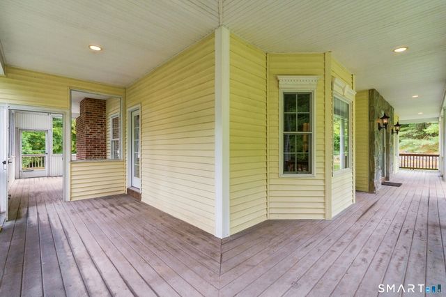 140 Elk Drive, Southbury, CT 06488