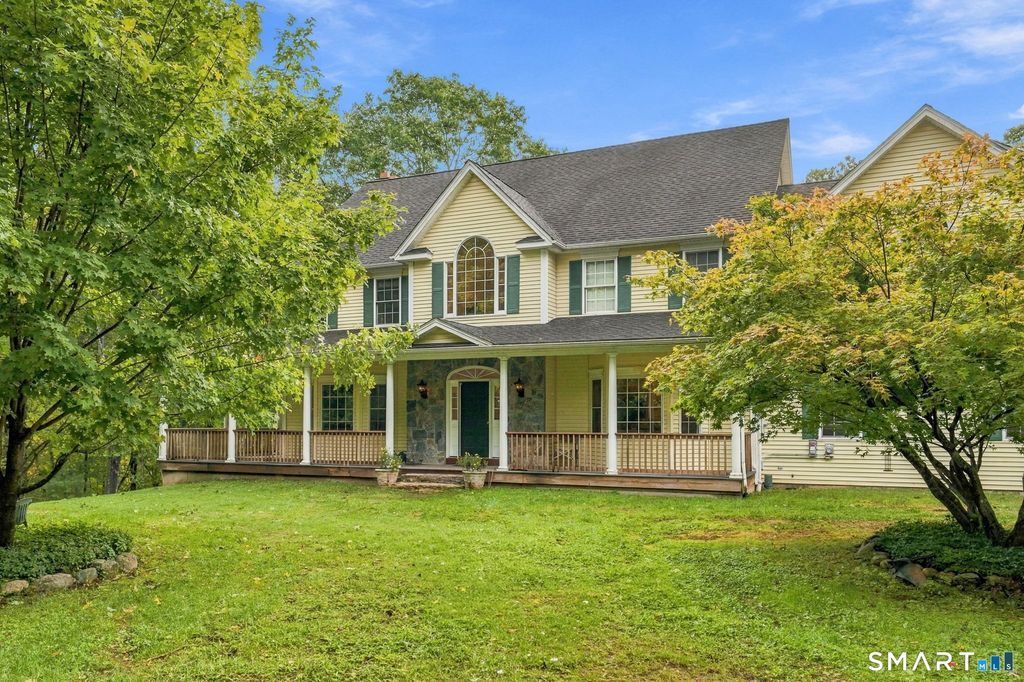 140 Elk Drive, Southbury, CT 06488