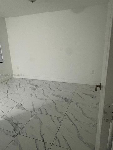 6280 NW 22nd Ct 2, Miami, FL 33147