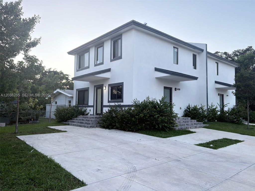 6280 NW 22nd Ct 2, Miami, FL 33147