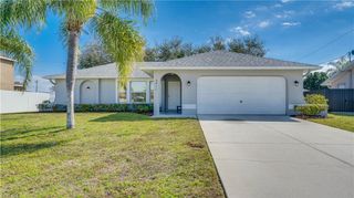 2411 SE 8th PL, Cape Coral, FL 33990