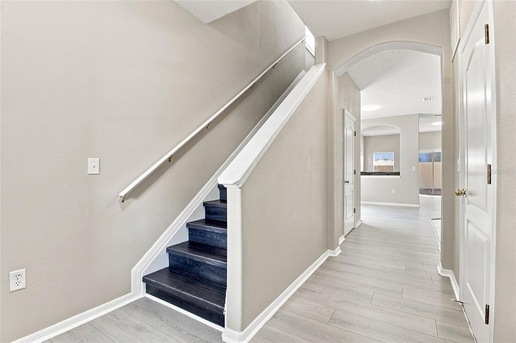 Image 3 of property listing at 1138 ANDREW AVILES CIRCLE, Tampa, FL 33619