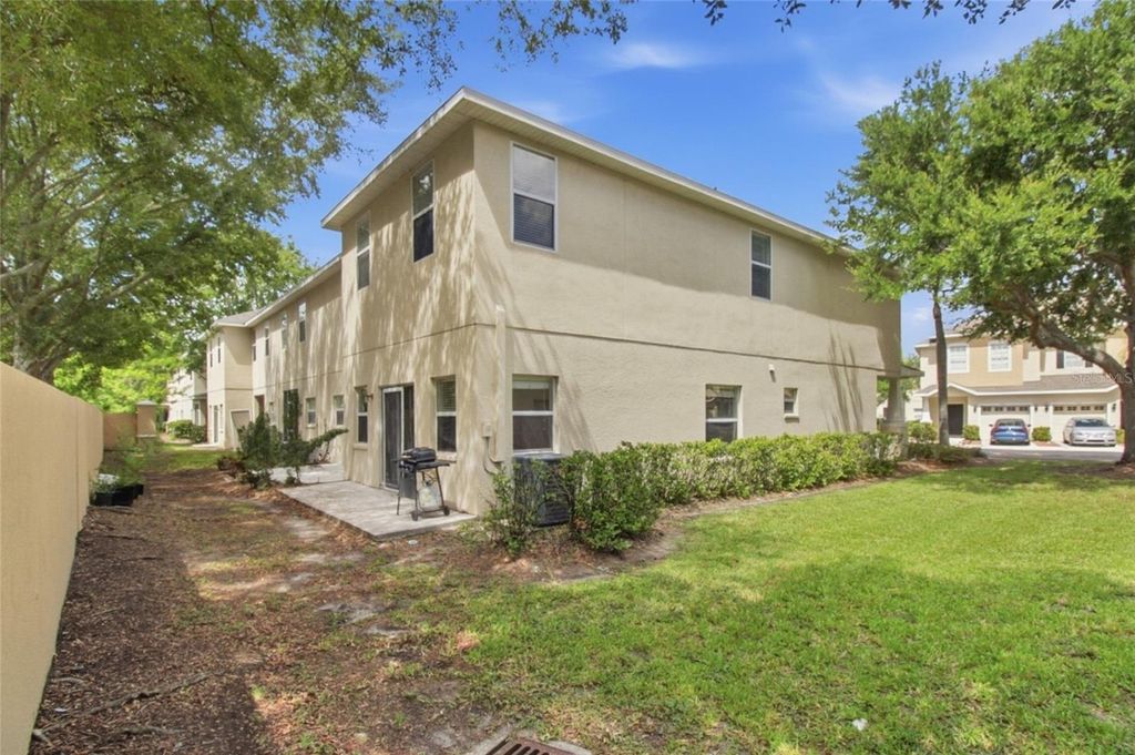 Image 25 of property listing at 1138 ANDREW AVILES CIRCLE, Tampa, FL 33619