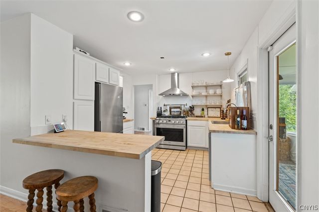 141 Edgehill Road, Syracuse, NY 13224