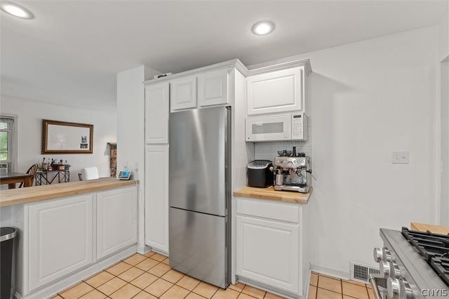 141 Edgehill Road, Syracuse, NY 13224