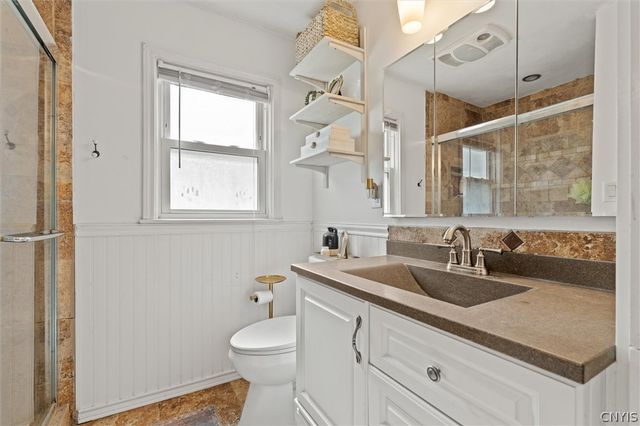 141 Edgehill Road, Syracuse, NY 13224