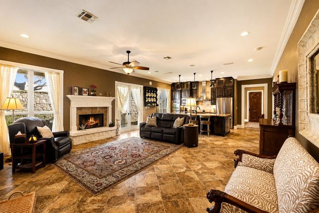150 St Andrews Loop, Kerrville, TX 78028