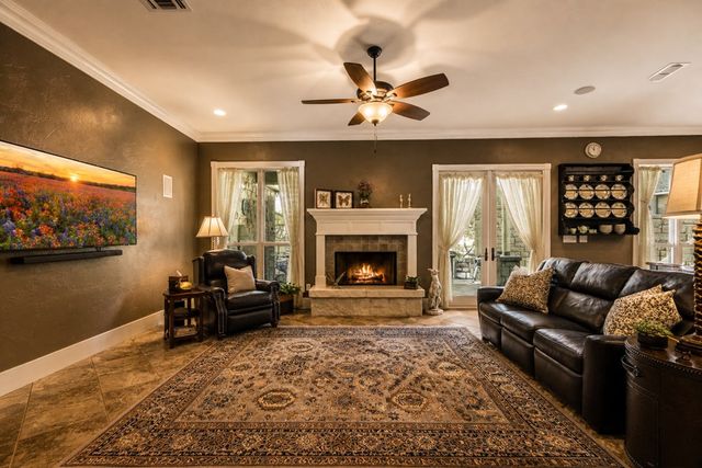 150 St Andrews Loop, Kerrville, TX 78028