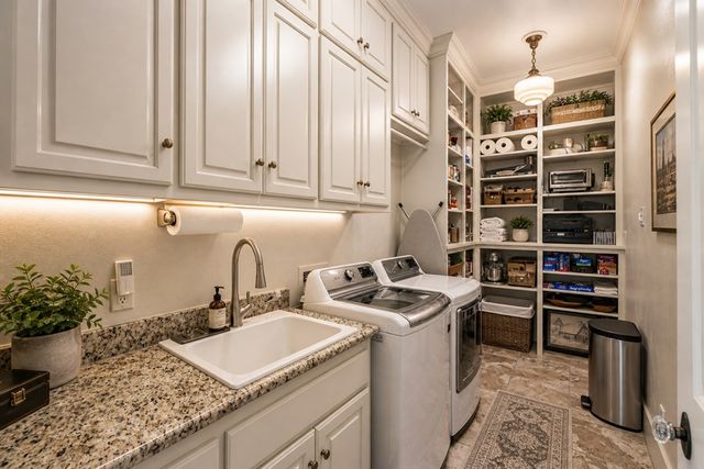 150 St Andrews Loop, Kerrville, TX 78028