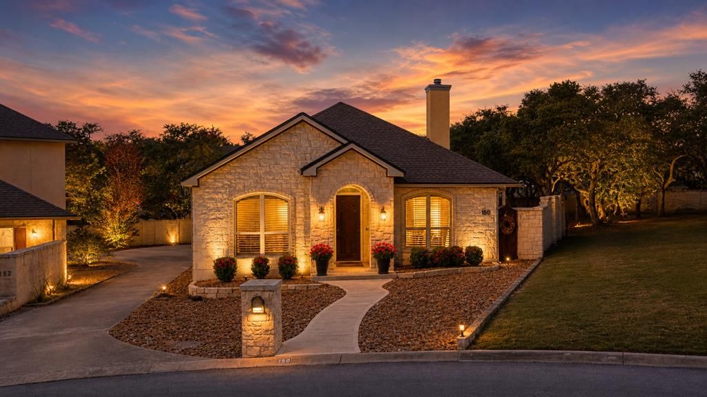 150 St Andrews Loop, Kerrville, TX 78028