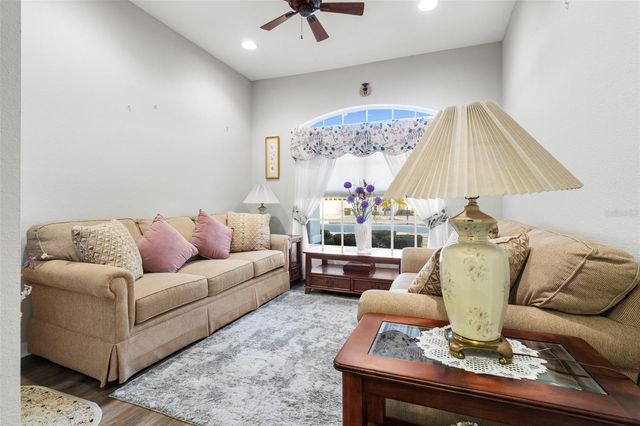 11911 VALLEY FALLS LOOP, Spring Hill, FL 34609