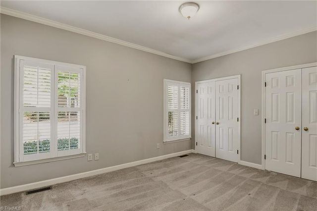 723 Polo Oaks Drive, Winston-salem, NC 27106