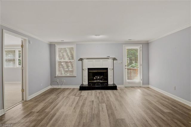 723 Polo Oaks Drive, Winston-salem, NC 27106