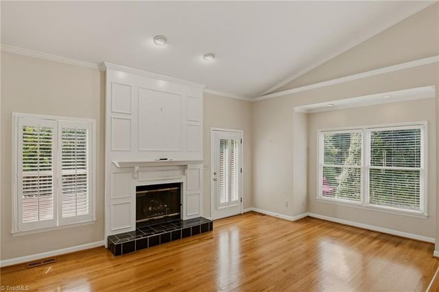 723 Polo Oaks Drive, Winston-salem, NC 27106