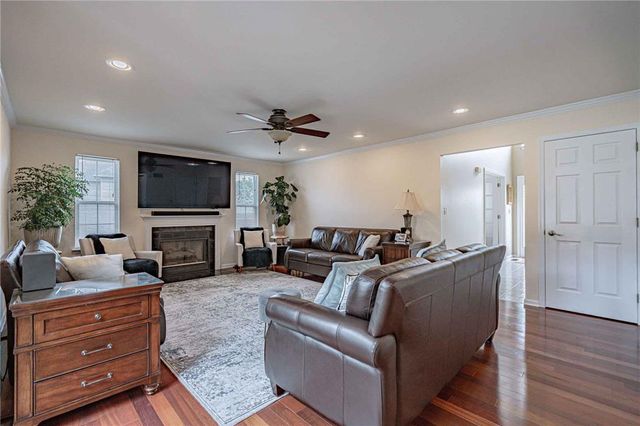 413 Quail Drive, Allentown City, PA 18104