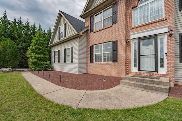 413 Quail Drive, Allentown City, PA 18104