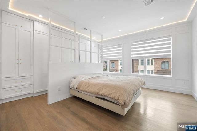 471 1st Street A, Palisades Park, NJ 07650