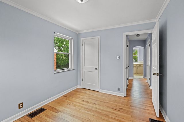 32 Bon Jan Lane, Highland Heights, KY 41076