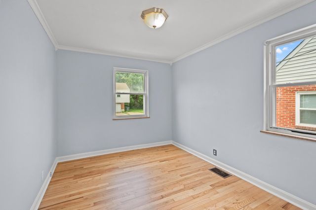 32 Bon Jan Lane, Highland Heights, KY 41076
