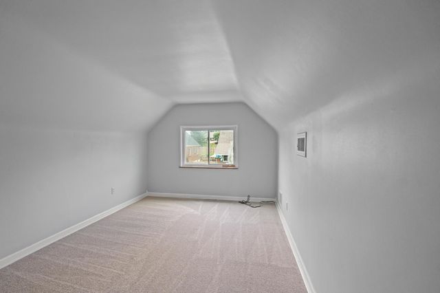 32 Bon Jan Lane, Highland Heights, KY 41076