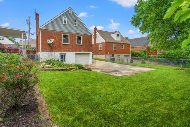 32 Bon Jan Lane, Highland Heights, KY 41076