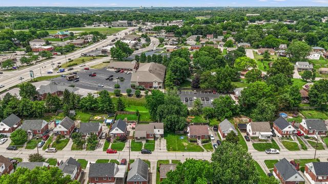 32 Bon Jan Lane, Highland Heights, KY 41076
